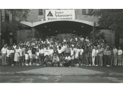 Logo for 1990 National Junior Achievement Conference